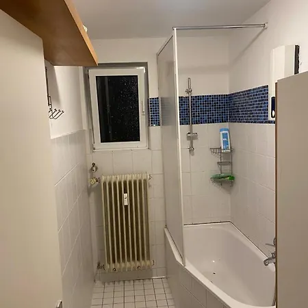 I Bali Taunus I 6 Personen Viel Platzi Waschmaschine I Trockner I Balkon Appartement *