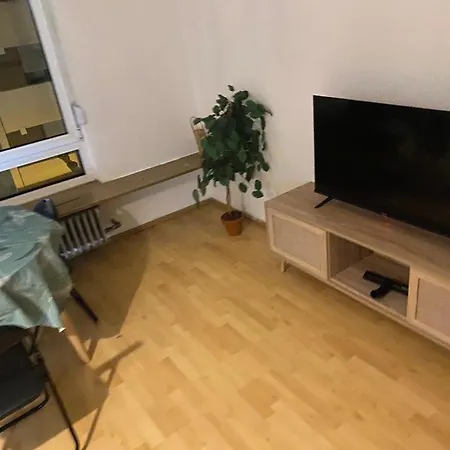 Workation I Bali Taunus I 6 Personen Viel Platzi Waschmaschine I Trockner I Balkon Apartment *