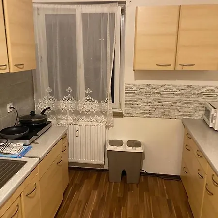 Workation I Bali Taunus I 6 Personen Viel Platzi Waschmaschine I Trockner I Balkon Apartment Kelkheim